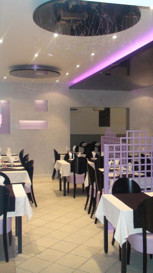 Chez Maxim Hotel Saint-Sauveur  Ngoại thất bức ảnh